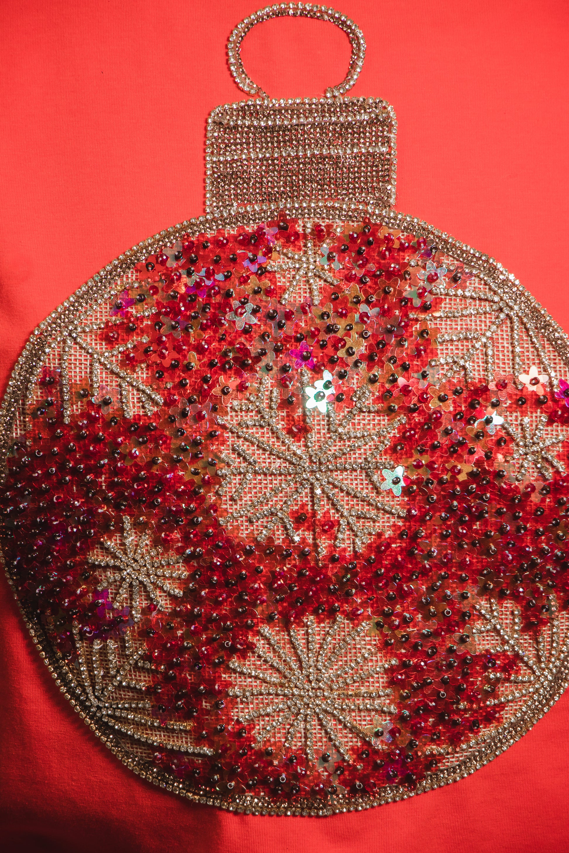 Camiseta Navideña Esfera Mágica