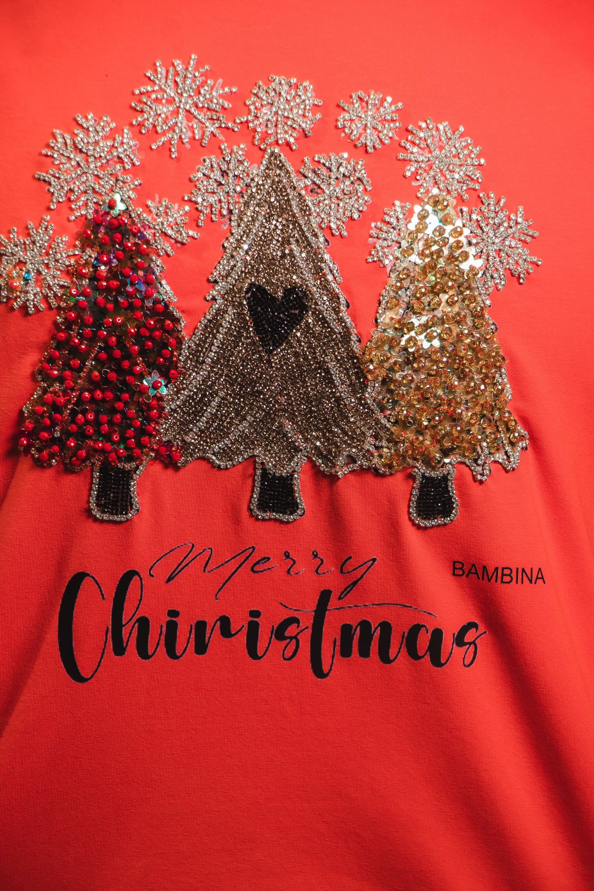 Camiseta Navideña Shiny Trees – Árboles con Pedrería Artesanal