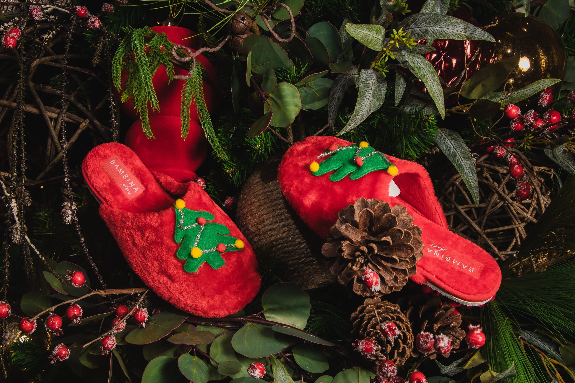 Pantuflas Navideñas Cozy Christmas Tree – Suaves
