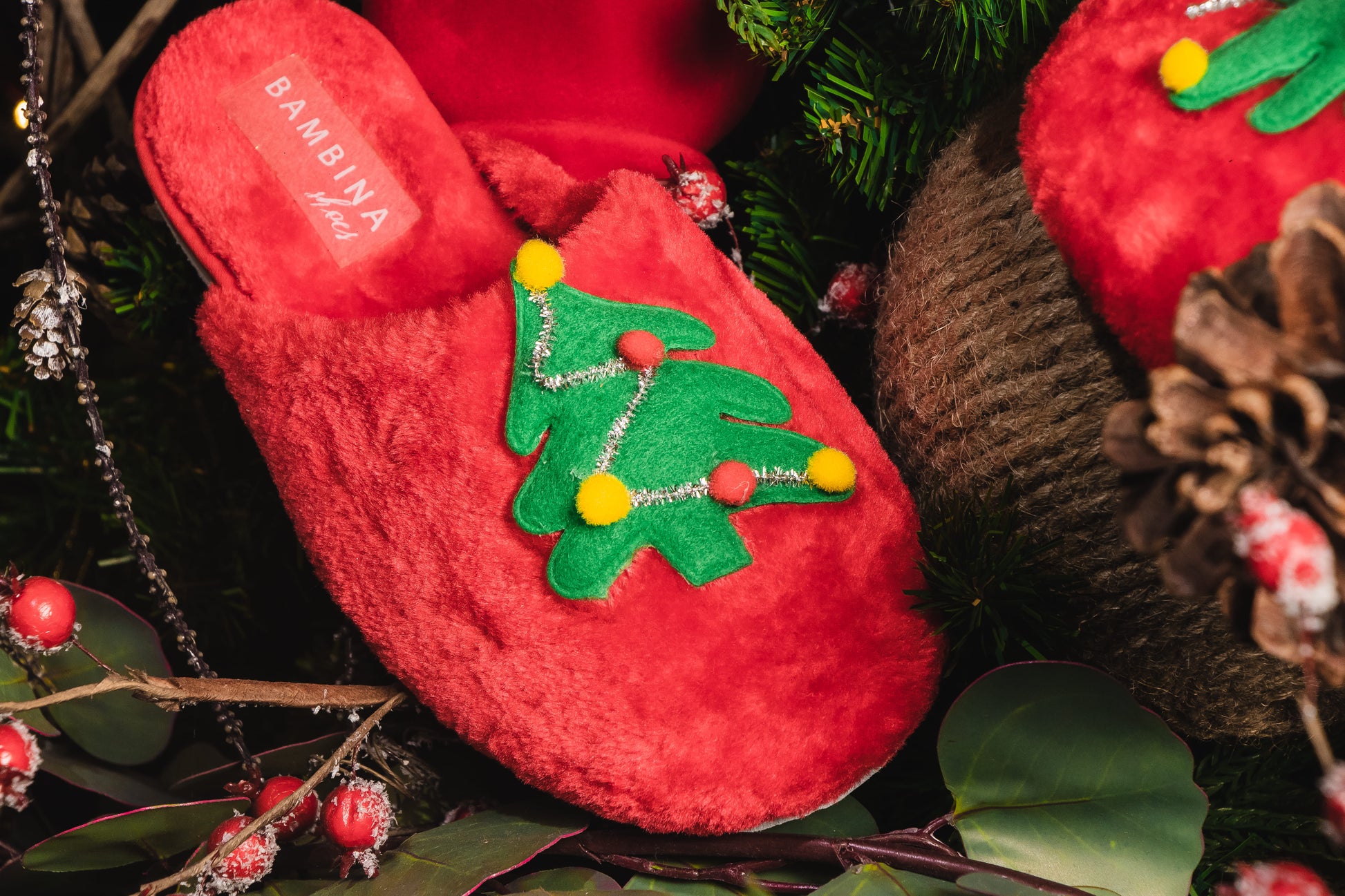 Pantuflas Navideñas Cozy Christmas Tree – Suaves